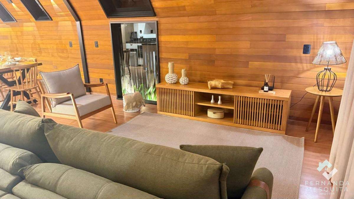  - Chalé A-Frame de Luxo Porteira Fechada com 3 Quartos (1 Suíte), Hidromassagem e 2 Vagas - Condomínio Green Land, Teresópolis/RJ