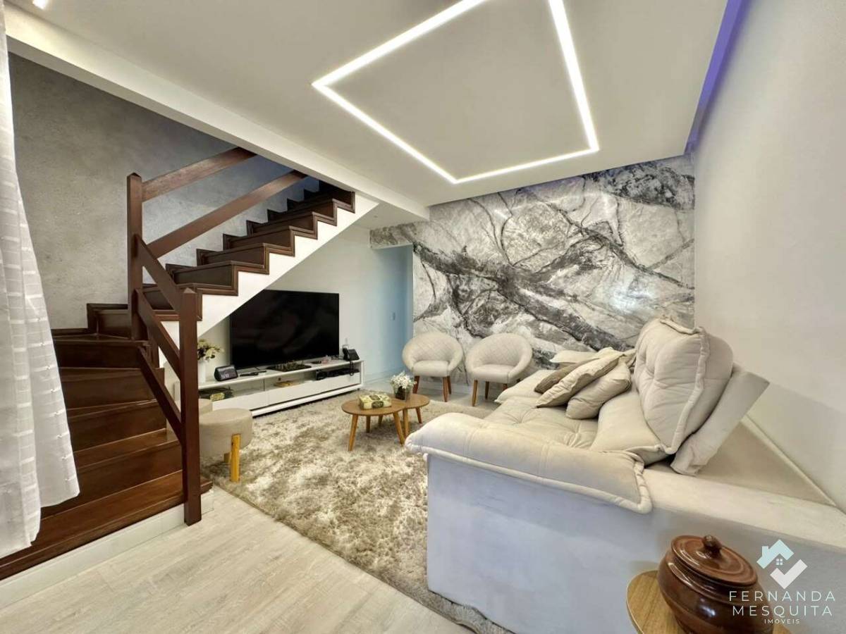  - Charmosa Casa Triplex de 76 m² com 3 Quartos, Espaço Gourmet Privativo e Lazer Completo – Parque São Luíz (Apenas 3 Minutos do Centro), Teresópolis/RJ
