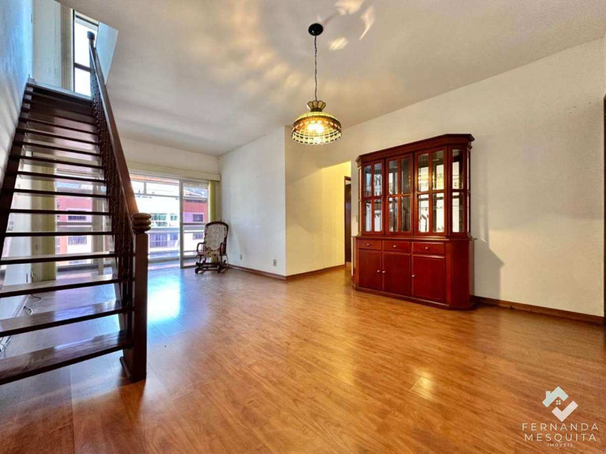  - Cobertura à venda em Teresópolis, Agriões, com 2 quartos, 124m²