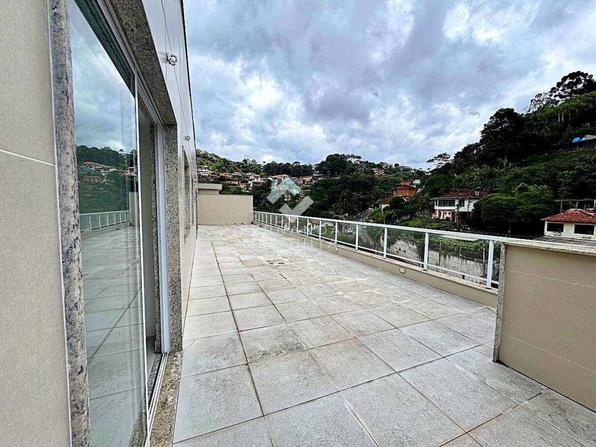  - Cobertura à venda em Teresópolis, Agriões, com 3 quartos, 93m²