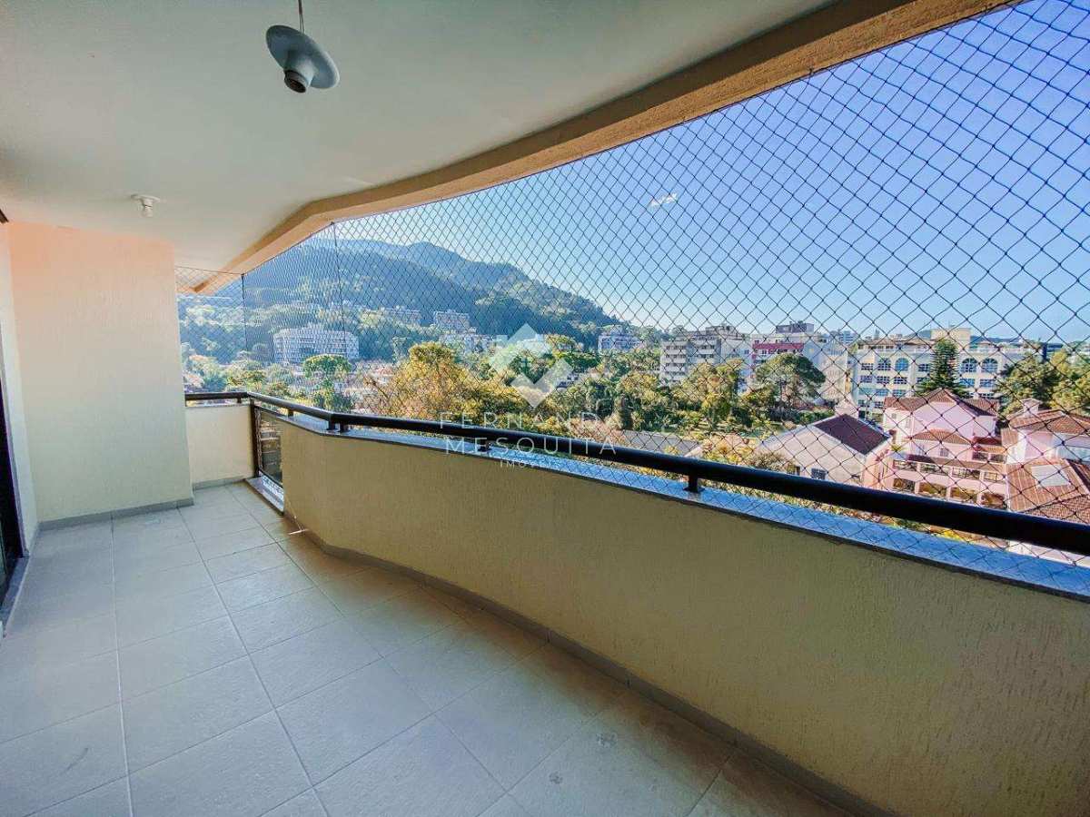 Cobertura à venda com 4 quartos, 145m² - Alto,Teresópolis