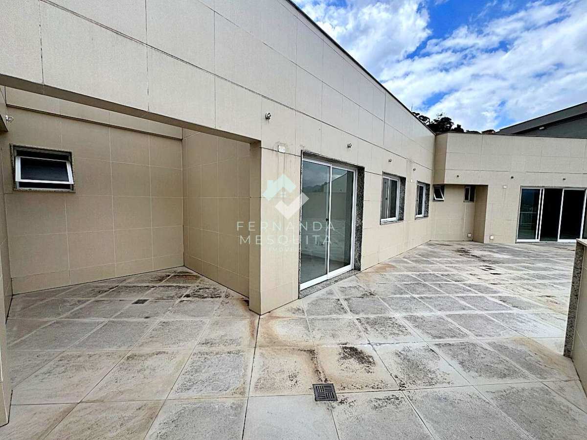  - Cobertura Linear à Venda em Agriões – 3 Quartos, Suíte, Terraço Amplo e Lazer Completo