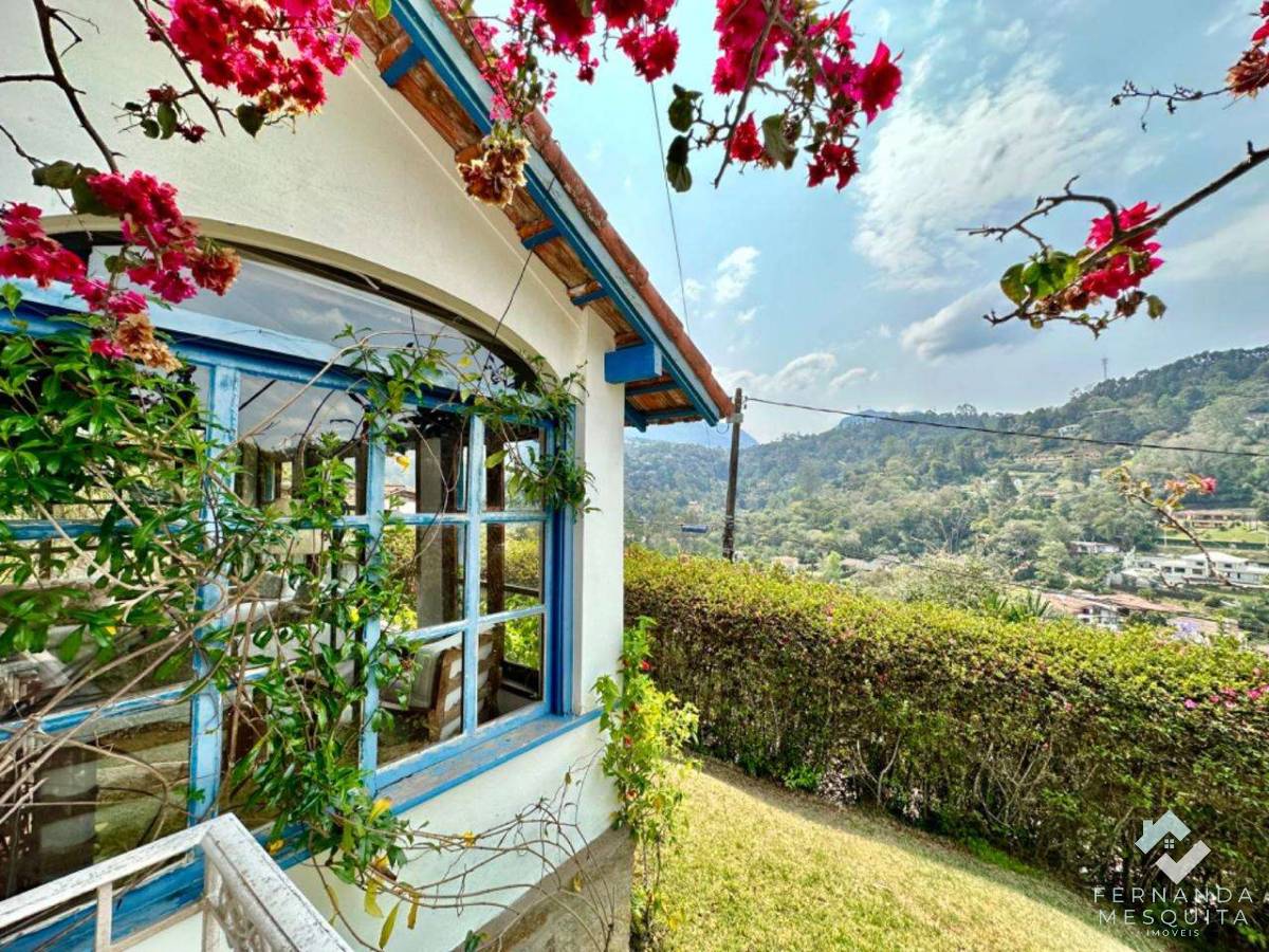  - Encantadora Casa de 228 m² com 4 Quartos (2 Suítes), Vista Livre Panorâmica e Terreno de 600 m² – Teresópolis WeekEnd Club, Parque do Imbuí