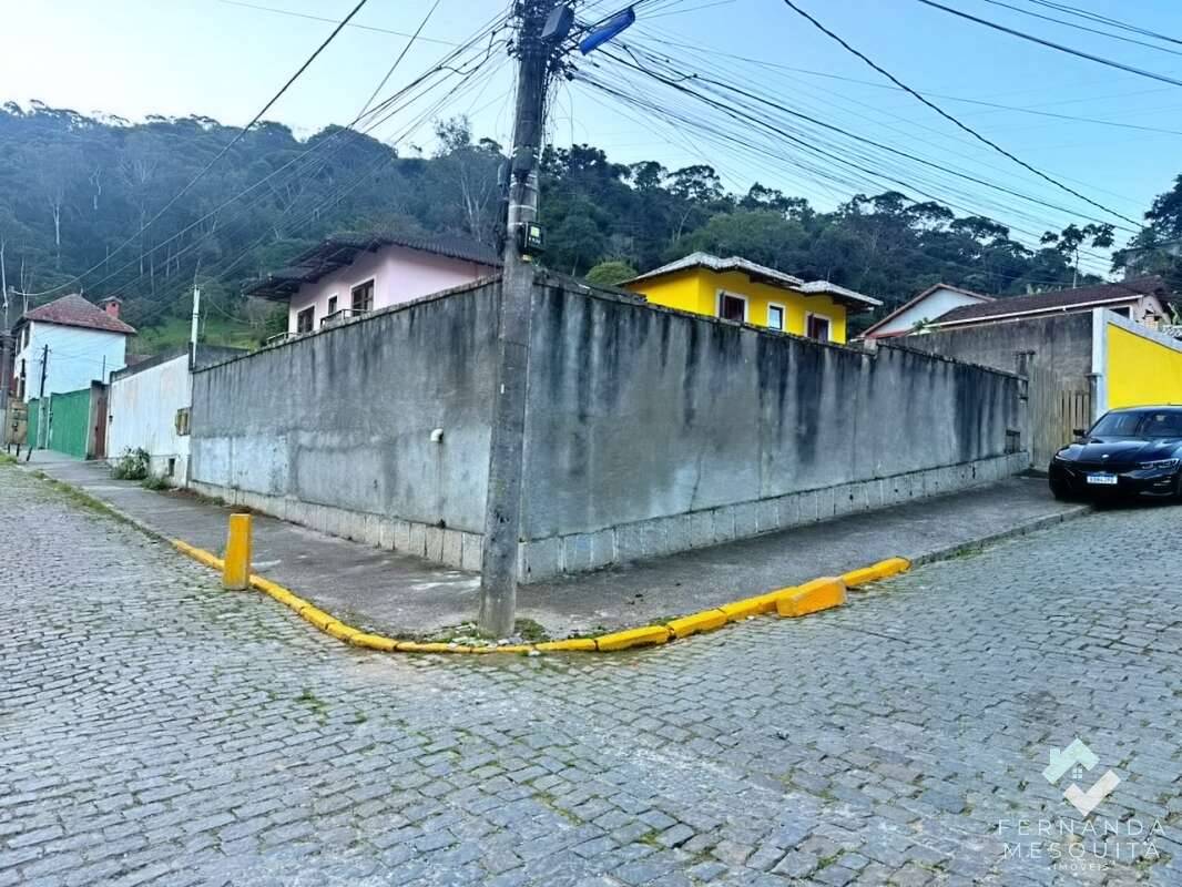 Terreno à venda, 200m² - Vale do Paraíso,Teresópolis