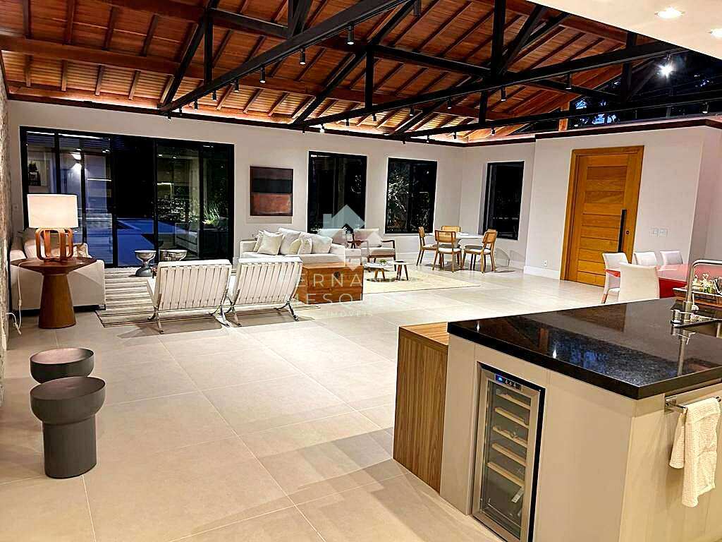  - Exclusividade e Sofisticação na Granja Comary – Uma Oportunidade Rara