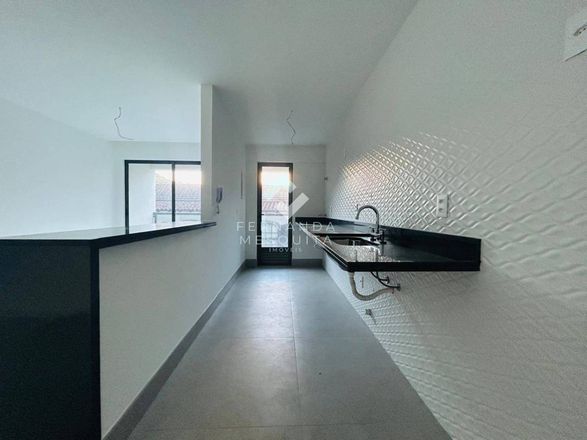 Apartamento à venda com 2 quartos, 70m² - Várzea,Teresópolis