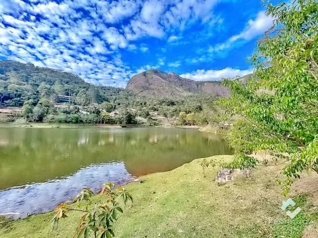  - Oportunidade Imperdível: Casa com Piscina Privativa, 2 Quartos com Hidro e Suíte de Hóspedes – Santa Rita, Teresópolis/RJ