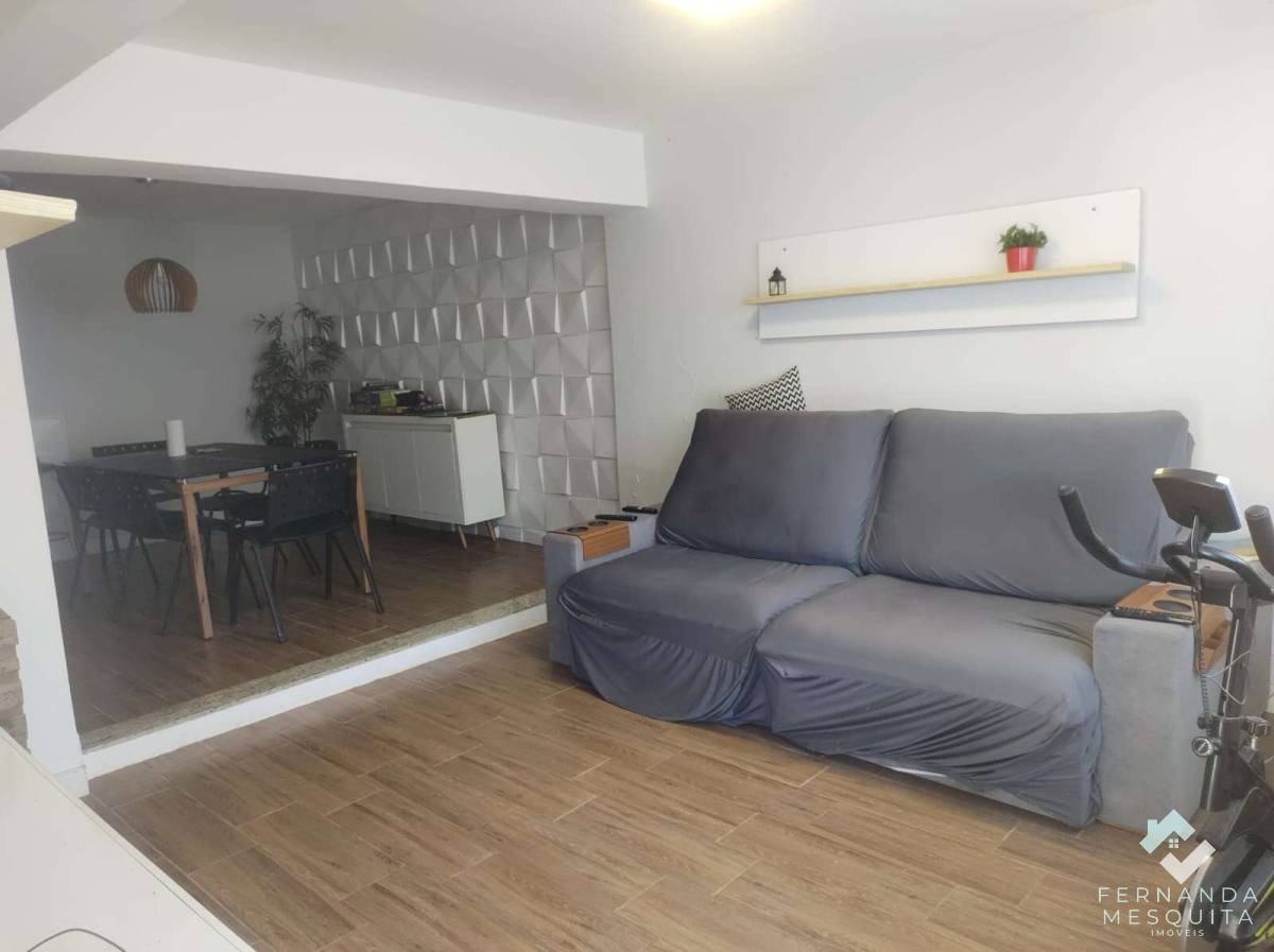  - 2 Casas Amplas + Anexo Independente, Área Gourmet e Estacionamento para até 9 Carros - Quitandinha, Petrópolis/RJ