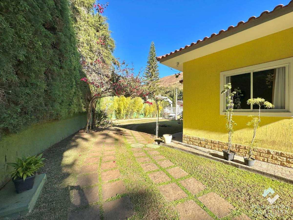 Casa de condomínio à venda com 3 quartos, 171,40m² - Prata,Teresópolis