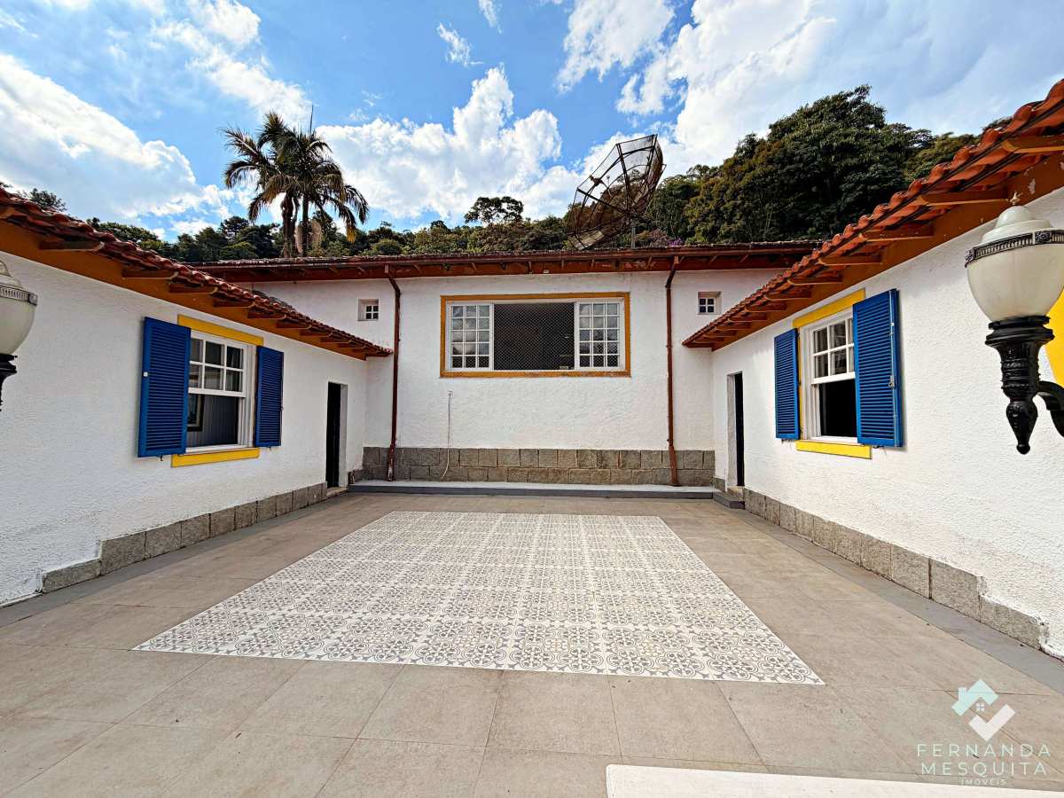  - Refúgio exclusivo na Serra de Teresópolis: energia única, lazer completo e um imóvel realmente raro