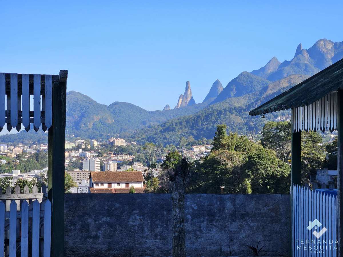  - Sítio com Chalés à Venda em Teresópolis/RJ | 4.500 m² | Vista para o Dedo de Deus | Ideal para Pousada