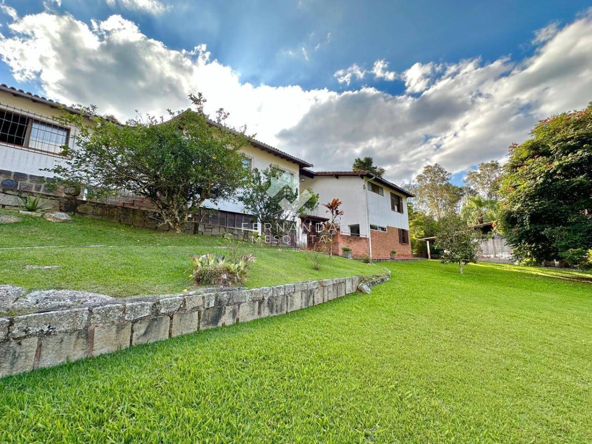 Chácara à venda com 5 quartos, 612m² - Foto 7