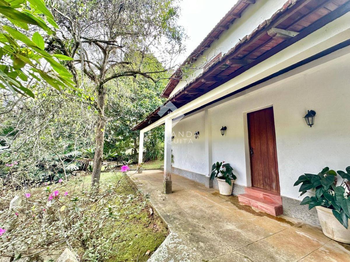 Chácara à venda com 5 quartos, 612m² - Foto 23